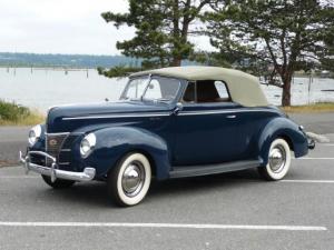 1940 Ford DeLuxe Convertible Coupe